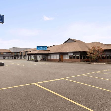 Travelodge By Wyndham Brandon Εξωτερικό φωτογραφία
